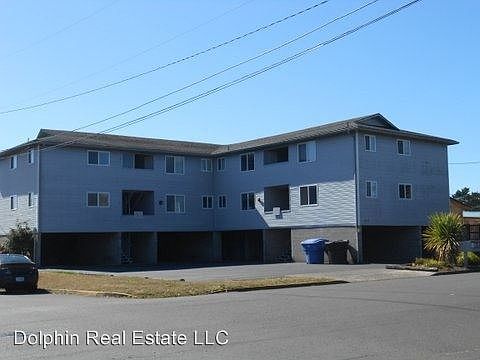 3rd image of 166 NE 8th St APT 5