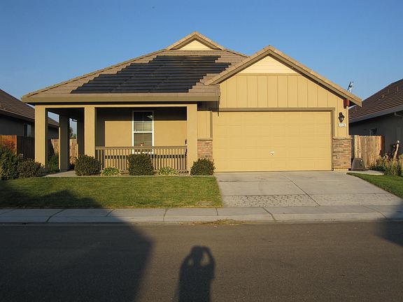 2nd image of 1726 Dalia Ln