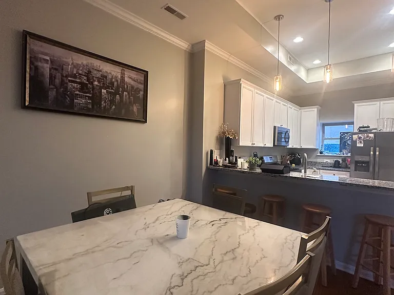 2136 W Jackson Blvd #2 — Photo 6