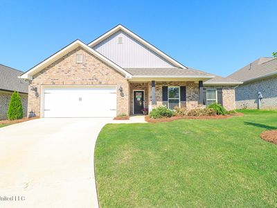 212 Serenity Lake Dr, Pearl, MS, 39208