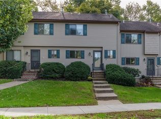 31 Chestnut Ct, High Bridge, NJ 08829