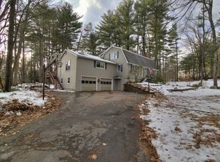 151 Naticook Rd, Merrimack, NH 03054