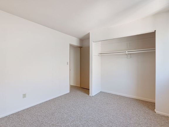 5th image of 825 N 22nd St #207