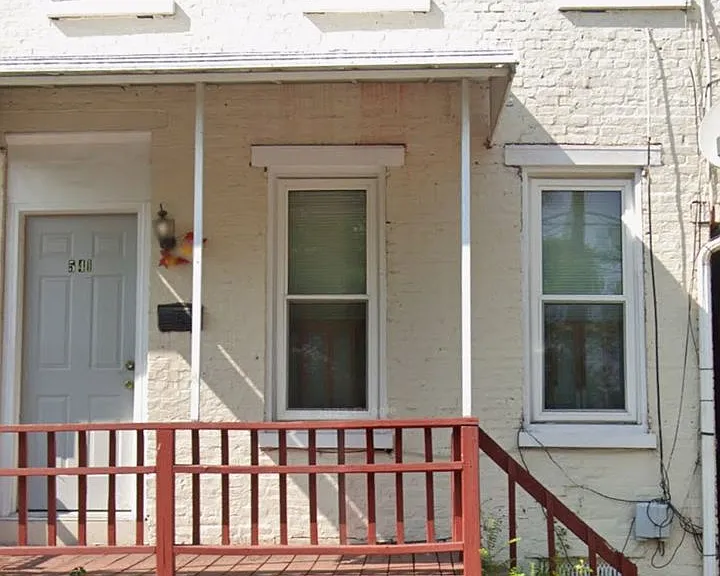 541 Lincoln Ave — Photo 1