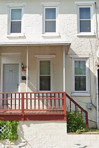 541 Lincoln Ave Photo 1