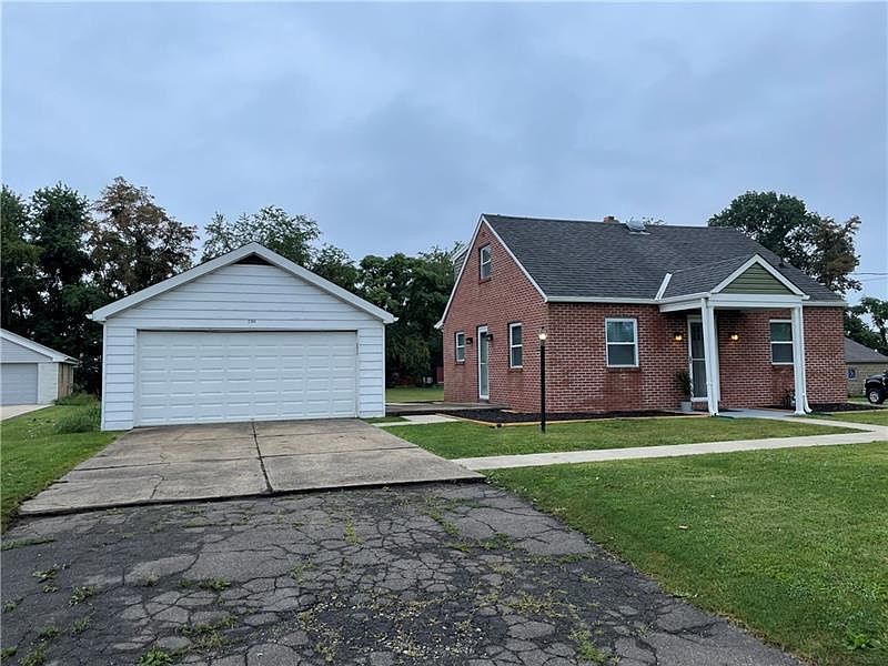 2704 Ridge Rd, Finleyville, PA 15332 Zillow