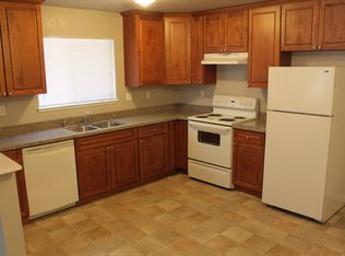 55 E Kavanagh Ave APT B, Tracy, CA