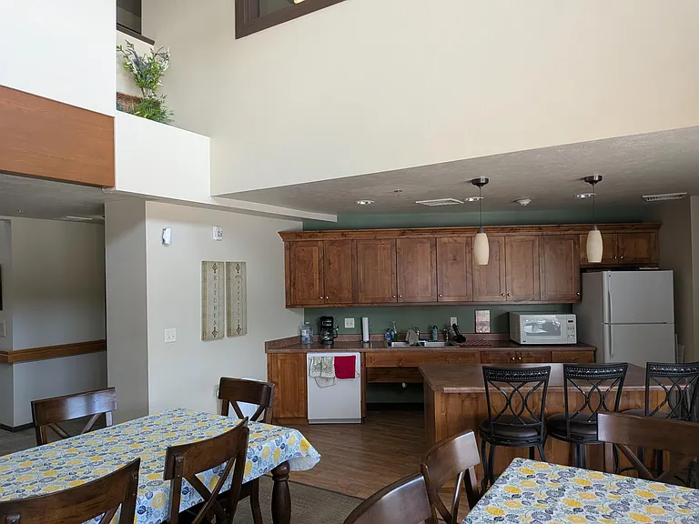 Bandon River Apartments — Photo 6