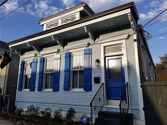 1st image of 2631 Onzaga St