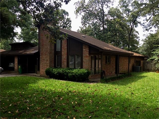 1st image of 1910 Woodway Dr