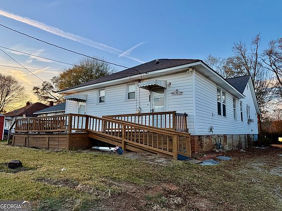5th image of 349 Cook St
