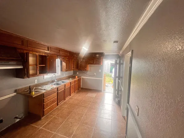 1116 Sabinas St, Corpus Christi, TX 78405