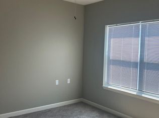 1901 High St #214, Washington, MO 63090