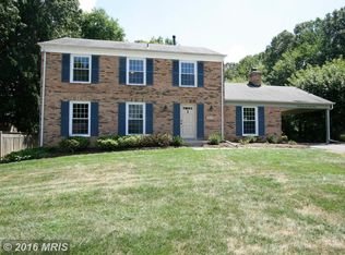 10713 Paynes Church Dr, Fairfax, VA 22032