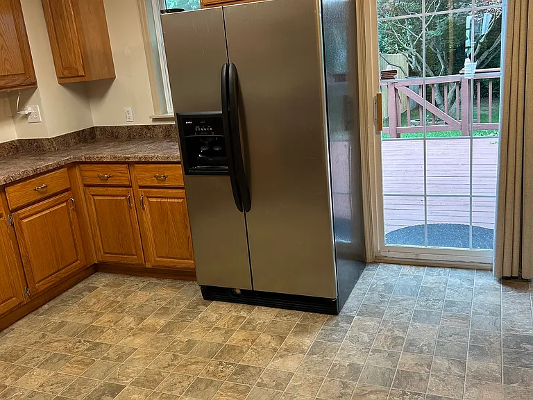 5429 Jenmatt Dr — Photo 2