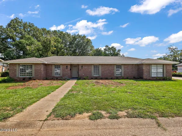 5912 Whitestone Rd, Jackson, MS 39206