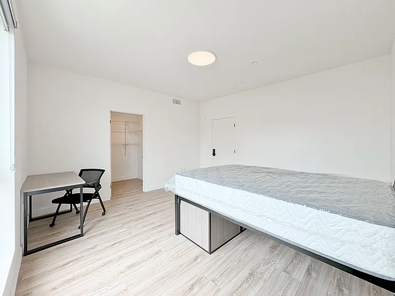 1743 Armacost Ave — Photo 55