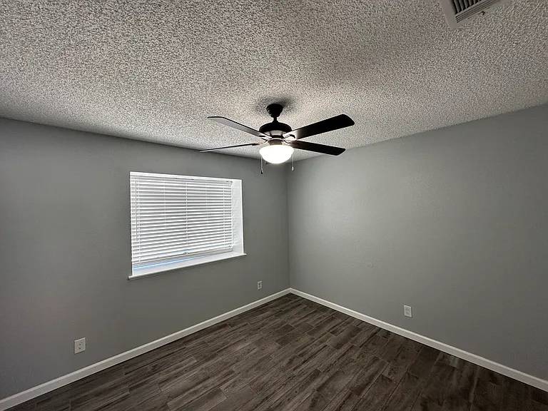 4206 E Avenue Q14 — Photo 13