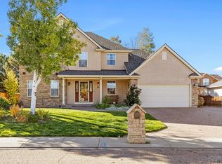 67 Altadena Dr, Pueblo, CO 81005
