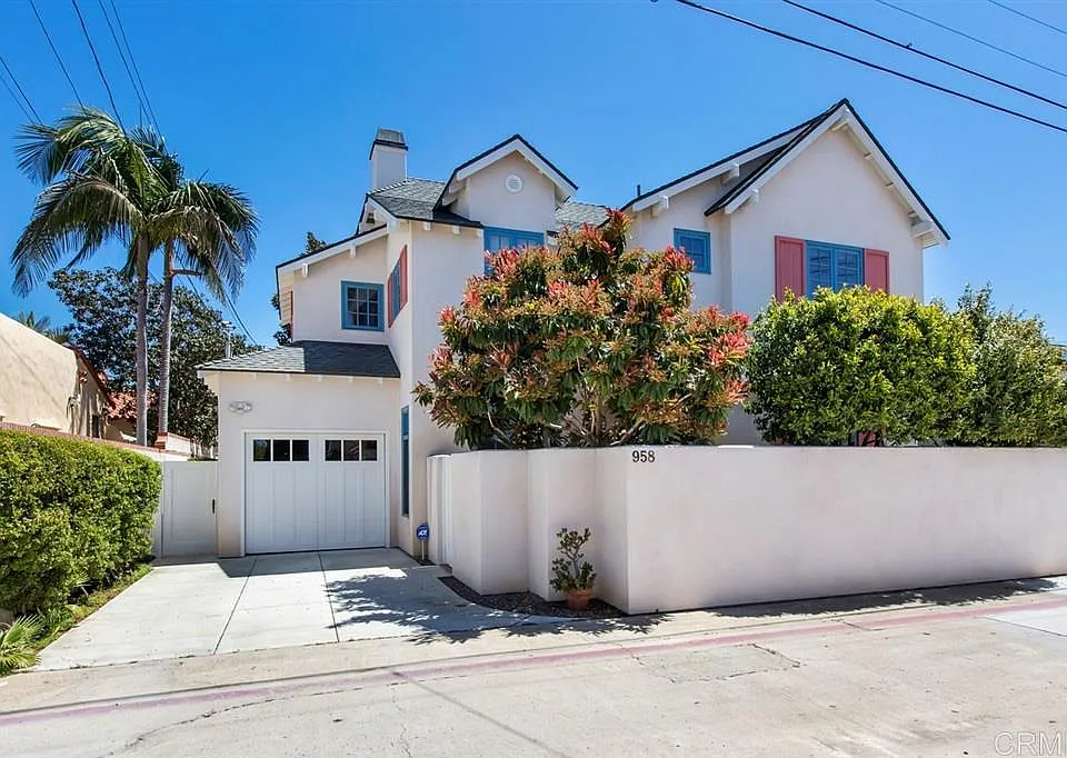 958 A Ave