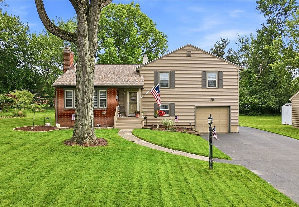 1st image of 773 Wildwood Dr