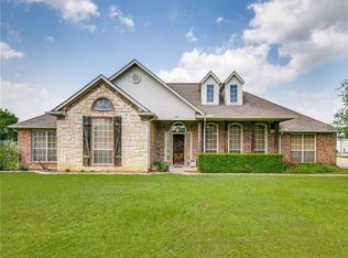 1097 Oak Hollow Ln, Combine, TX 75159