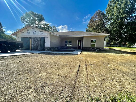 3rd image of 1255 Stephens Cir Lot 16