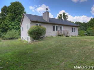 2678 Lucky Ln, Saranac, MI 48881