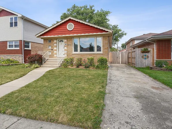 10245 S Trumbull Ave, Evergreen Park, IL 60805