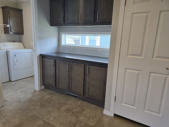 4th image of 2206 Friendship Dr #750