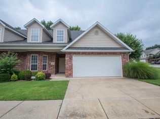 Pierremont 485-487, Fayetteville, AR 72701