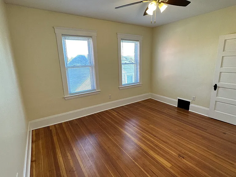 35 George St #3 — Photo 15