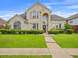 3400 Ashleaf Dr, Carrollton, TX 75007