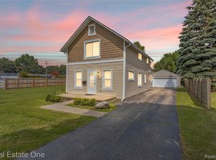 3420 Fairmont Rd, Royal Oak, MI 48073