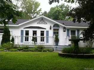 3705 Jewell Rd, Howell, MI 48843