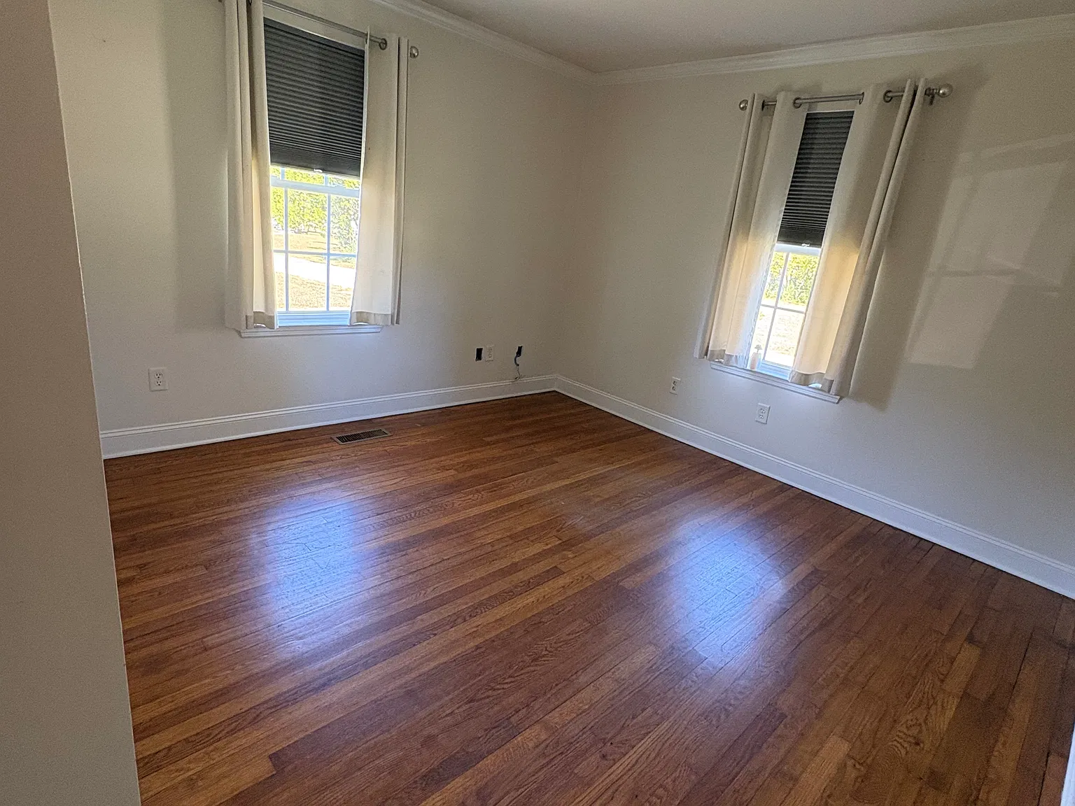 2 bed, 832 sqft, $1,500 — Photo 4