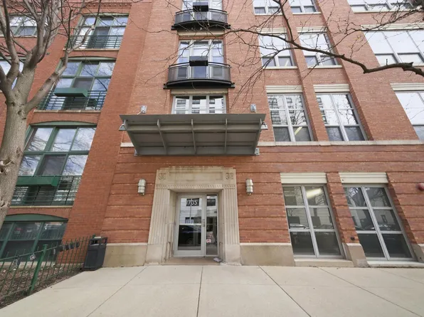 1735 N Paulina St APT 605, Chicago, IL 60622