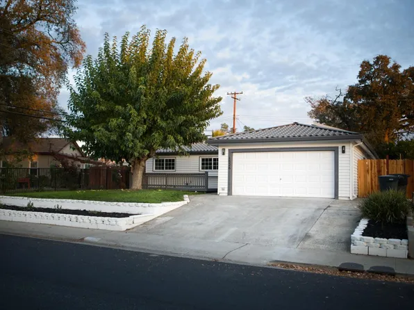 1526 Sierra Gardens Dr, Roseville, CA 95661