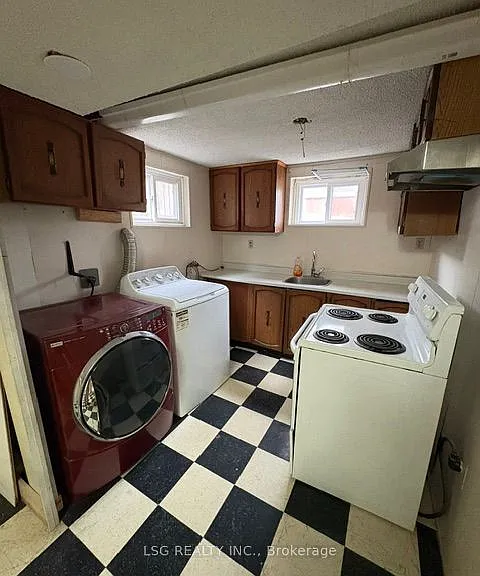 268 Pleasant Ave — Photo 4