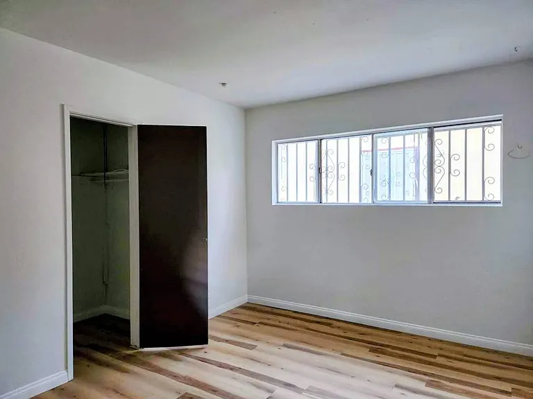2521 Floradale Ave — Photo 3