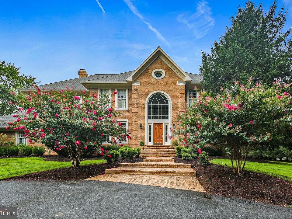 1st image of 4255 Buckskin Lake Dr