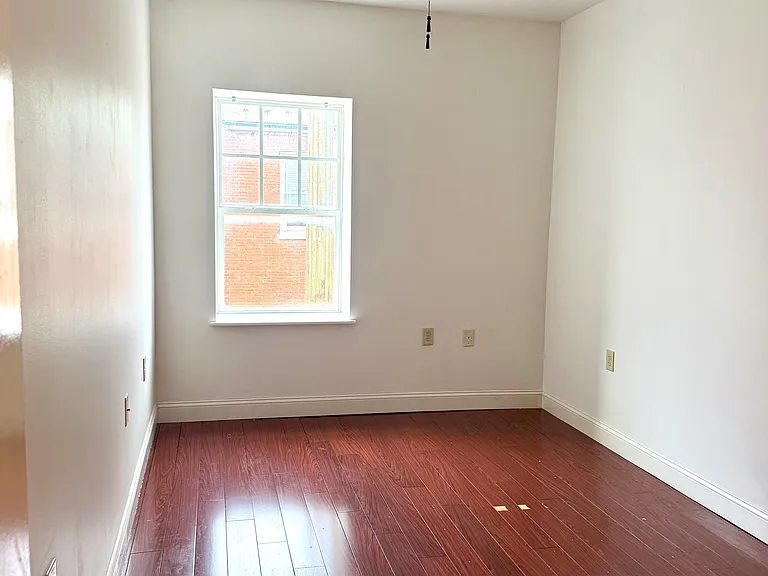 1 E Main St #2 — Photo 11