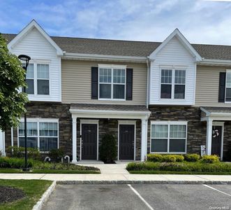 77 Somerton Avenue #77, Central Islip, NY, 11722