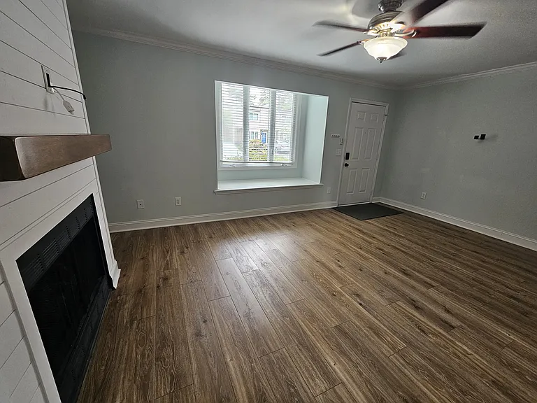 634 Cobblestone Dr — Photo 5