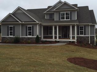 102 Flyfisher Ln, Fayetteville, GA 30215