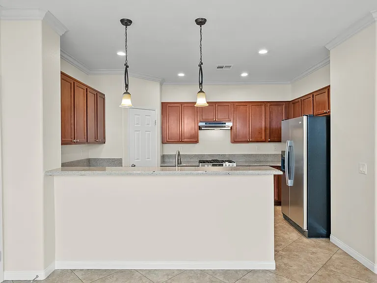 2658 Greenwood Ct — Photo 16