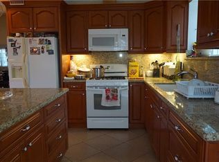 1015 E O St, Wilmington, CA 90744