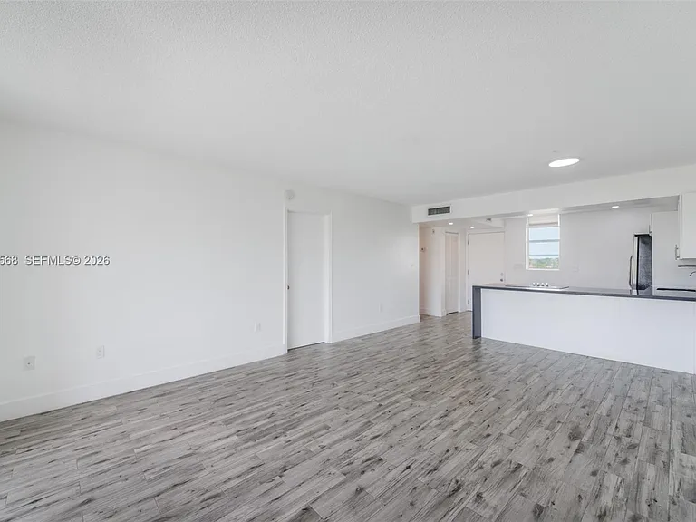 2851 Leonard Dr #J505 — Photo 12