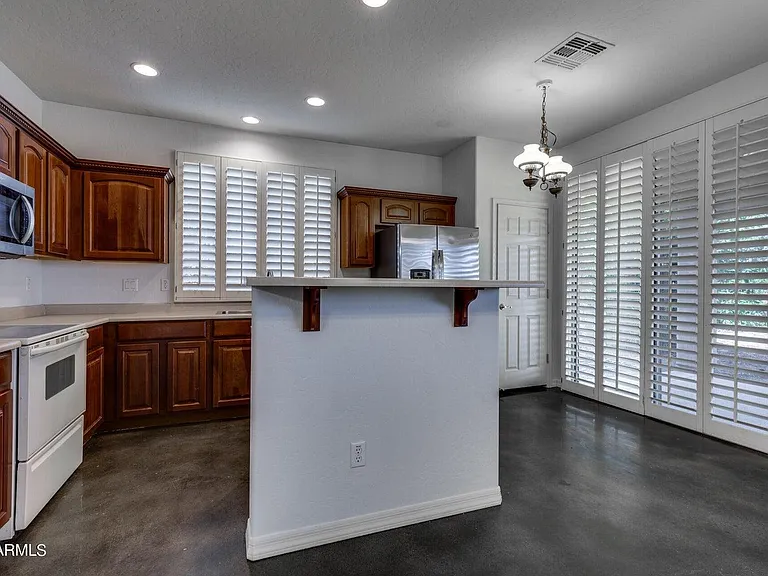 14588 W Indianola Ave — Photo 10