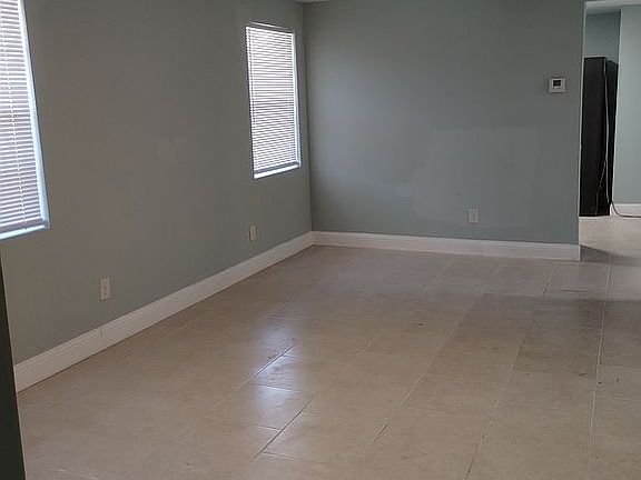 5th image of 1603 W 27th St